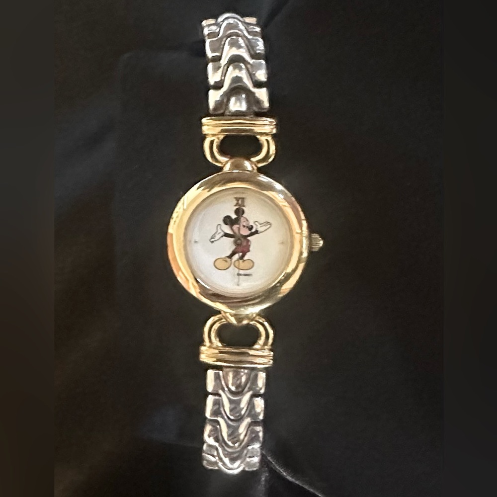 Disney Time Works Mickey Silver/Gold Toned Bracelet Watch! Vintage-Rare Model!